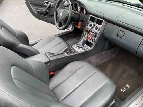Used 2003 Mercedes-Benz SLK 230 image 11