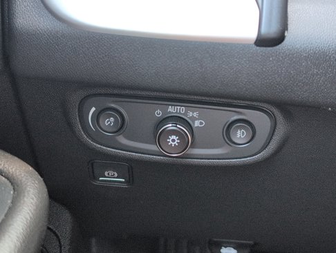 Used 2021 GMC Terrain SLT w/ Infotainment Package II image 29