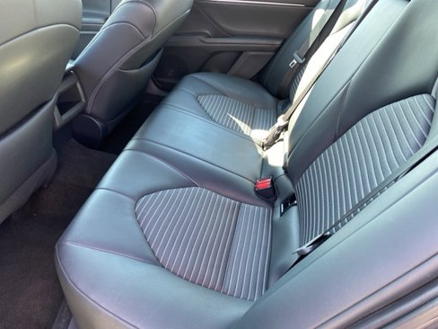 Used 2023 Toyota Camry SE image 28