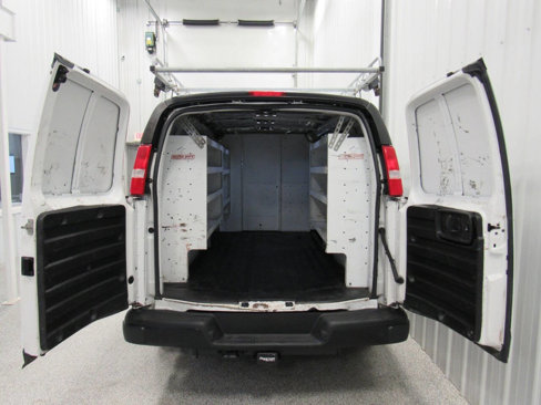 Used 2019 Chevrolet Express 3500 w/ Driver Convenience Package image 15