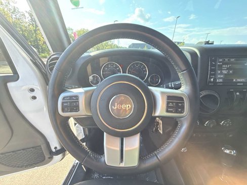 Used 2018 Jeep Wrangler Sport image 14