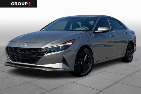 Used 2023 Hyundai Elantra SEL image 1