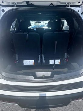 Used 2018 Ford Explorer XLT image 5