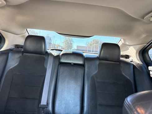 Used 2010 Ford Taurus SHO image 40