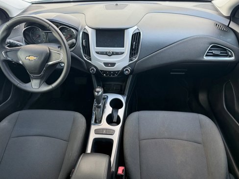 Used 2017 Chevrolet Cruze LS image 21