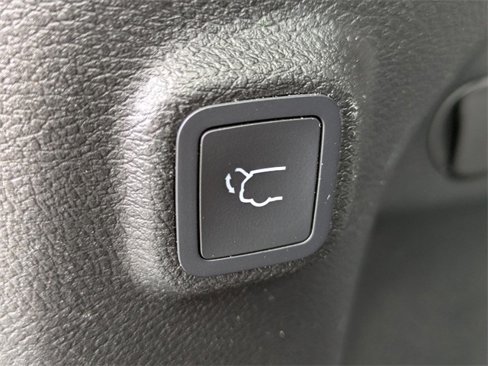 Certified 2023 Jeep Cherokee Altitude Lux image 27