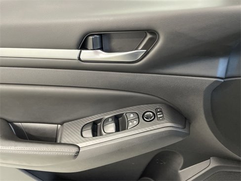 Certified 2022 Nissan Altima 2.5 SV image 21