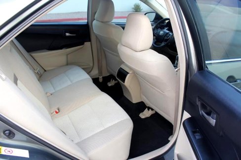 Used 2014 Toyota Camry LE image 15