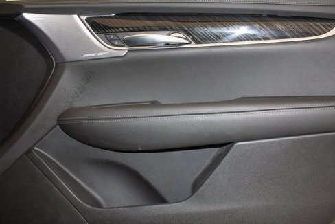 Used 2021 Cadillac XT6 Premium Luxury image 11