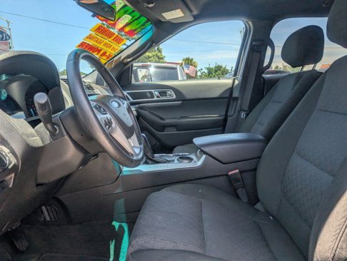 Used 2014 Ford Explorer XLT image 9