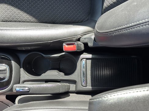 Used 2022 Buick Encore Preferred w/ Safety Package II image 28