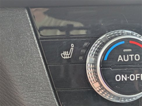 Used 2023 Mitsubishi Outlander SE image 20
