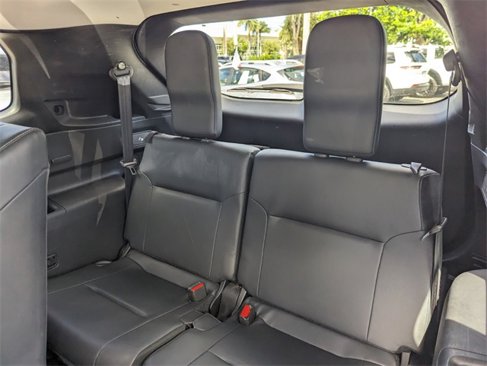 Used 2022 Mitsubishi Outlander SE image 7