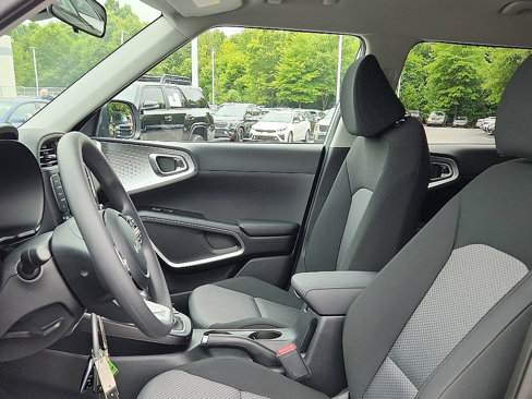 New 2025 Kia Soul LX image 8