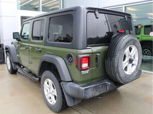 Used 2021 Jeep Wrangler Unlimited Sport image 7