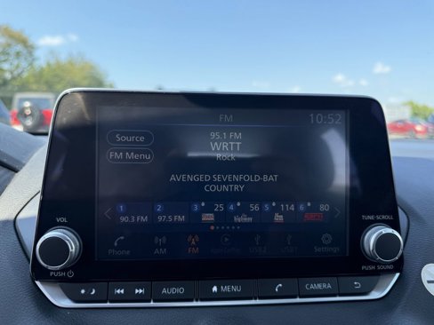 Used 2022 Nissan Sentra SV image 22