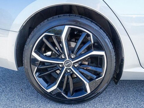 Used 2023 Nissan Altima 2.5 SR image 10