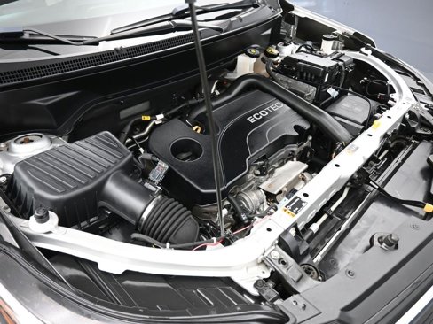 Used 2020 Chevrolet Equinox LS w/ LS Convenience Package image 46
