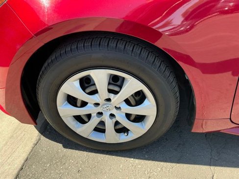 Used 2022 Toyota Corolla LE image 26