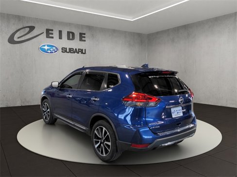 Used 2017 Nissan Rogue SL w/ SL Premium Package image 3