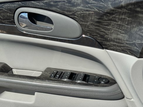 Used 2013 Buick Enclave Convenience w/ LPO, Cargo Convenience Pkg image 16