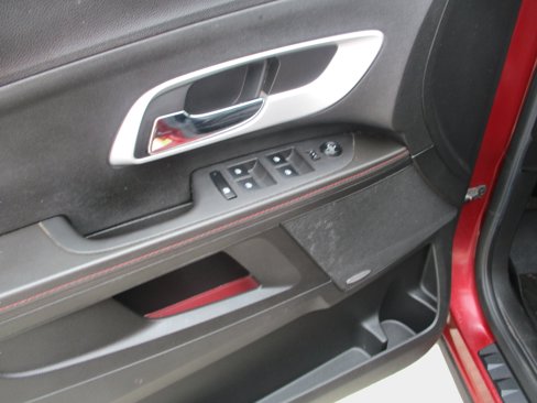 Used 2011 Chevrolet Equinox LTZ image 13