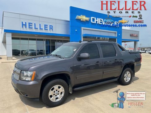 Used 2011 Chevrolet Avalanche LS image 1