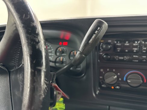 Used 2001 Chevrolet Silverado 3500 LT image 33