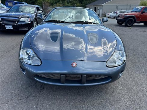 Used 2000 Jaguar XK8 Convertible image 1