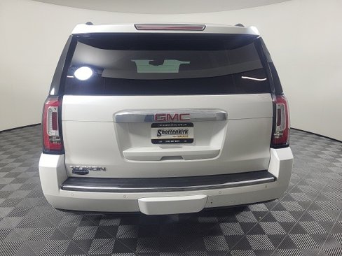 Used 2016 GMC Yukon Denali w/ Open Road Package image 9