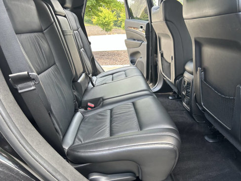 Used 2011 Jeep Grand Cherokee Laredo image 20