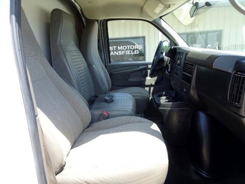 Used 2015 Chevrolet Express 3500 image 29