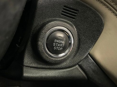 Used 2020 Subaru Outback Limited image 21