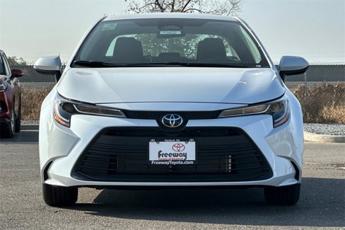 New 2025 Toyota Corolla LE image 9