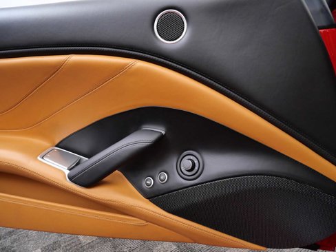 Certified 2017 Ferrari California T image 33