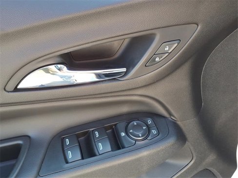 Used 2022 Chevrolet Equinox LT image 21