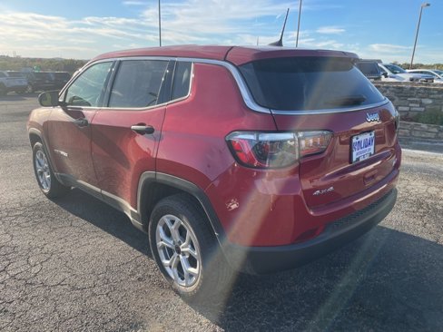 New 2025 Jeep Compass Sport image 3