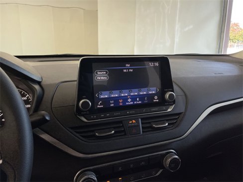 Certified 2022 Nissan Altima 2.5 SV image 23