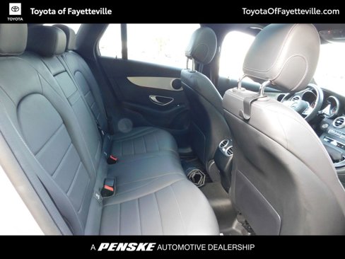 Used 2021 Mercedes-Benz GLC 300 4MATIC image 5