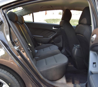 Used 2017 Kia Forte LX image 33