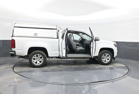 Used 2020 Chevrolet Colorado LT w/ Safety Package image 39