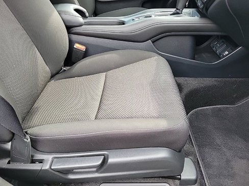Used 2018 Honda HR-V LX image 13