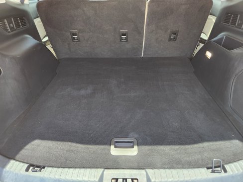 Used 2019 Ford Edge Titanium w/ Cold Weather Package image 37