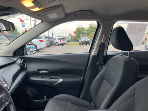 Used 2024 Nissan Kicks SV image 10