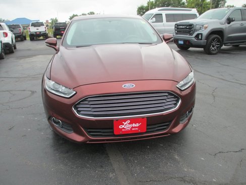 Used 2016 Ford Fusion SE image 9