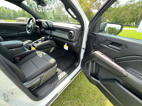 New 2026 Chevrolet Colorado W/T w/ WT Convenience Package II image 7