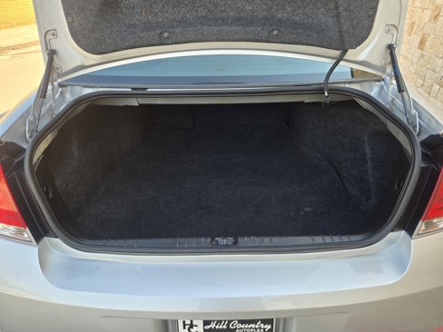 Used 2014 Chevrolet Impala LT w/ LT Sunroof Package image 15