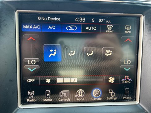 Used 2015 Jeep Grand Cherokee Laredo w/ Quick Order Package 23E image 39