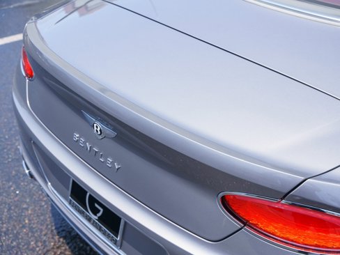 Used 2022 Bentley Continental GT image 21