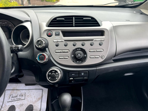 Used 2013 Honda Fit image 11